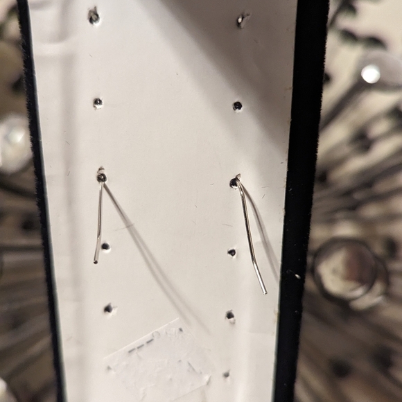 Jeweled owl earrings - Picture 3 of 4